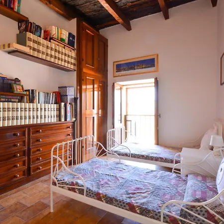 3 Bedroom Gorgeous In Appartamento *